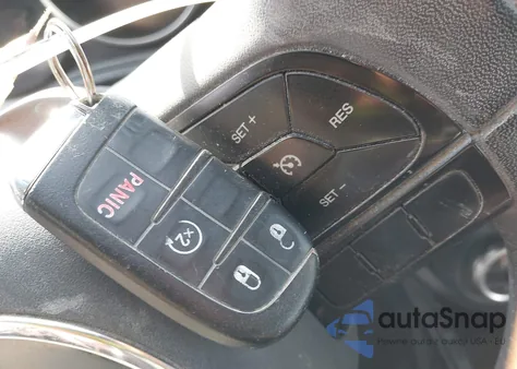 2016 Fiat 500X Lounge из США, поврежденный, VIN ZFBCFYDT1GP379674